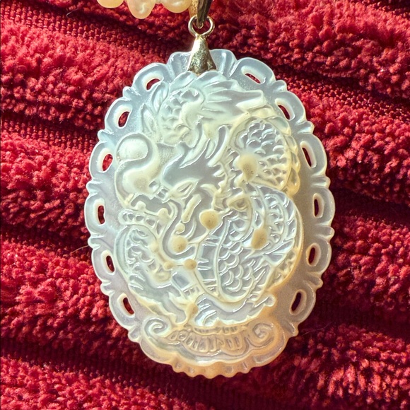 Carved MOP Dragon Pendant on 14K Freshwater Pearl Necklace 17” Vintage